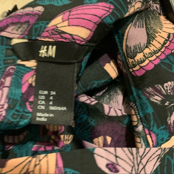 NWOT|Ruffle Skirt with butterfly Pattern - Picture 16 of 16